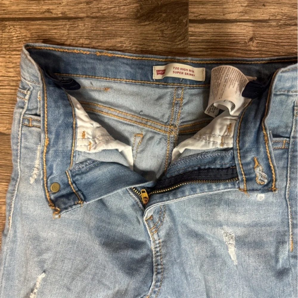 Levi's Blue Skinny Jeans with Distressed Details